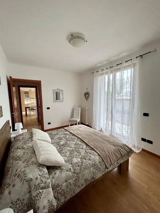 Apartment Green Room Del Garda Castelnuovo del Garda